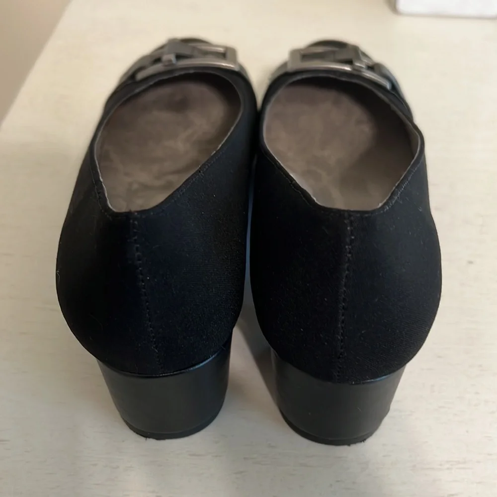 A2 by AEROSOLES Women’s A2 Heel Rest Sketch Pad / Size 9 / Excellent Condition